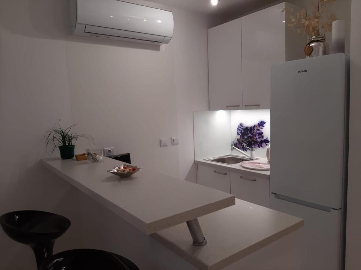 Apartman Sky プーラ エクステリア 写真